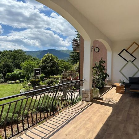 Apartman Noa Jusici Luaran gambar
