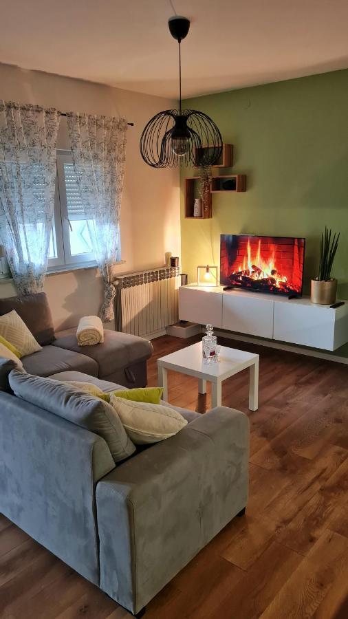 Apartman Noa Jusici Luaran gambar
