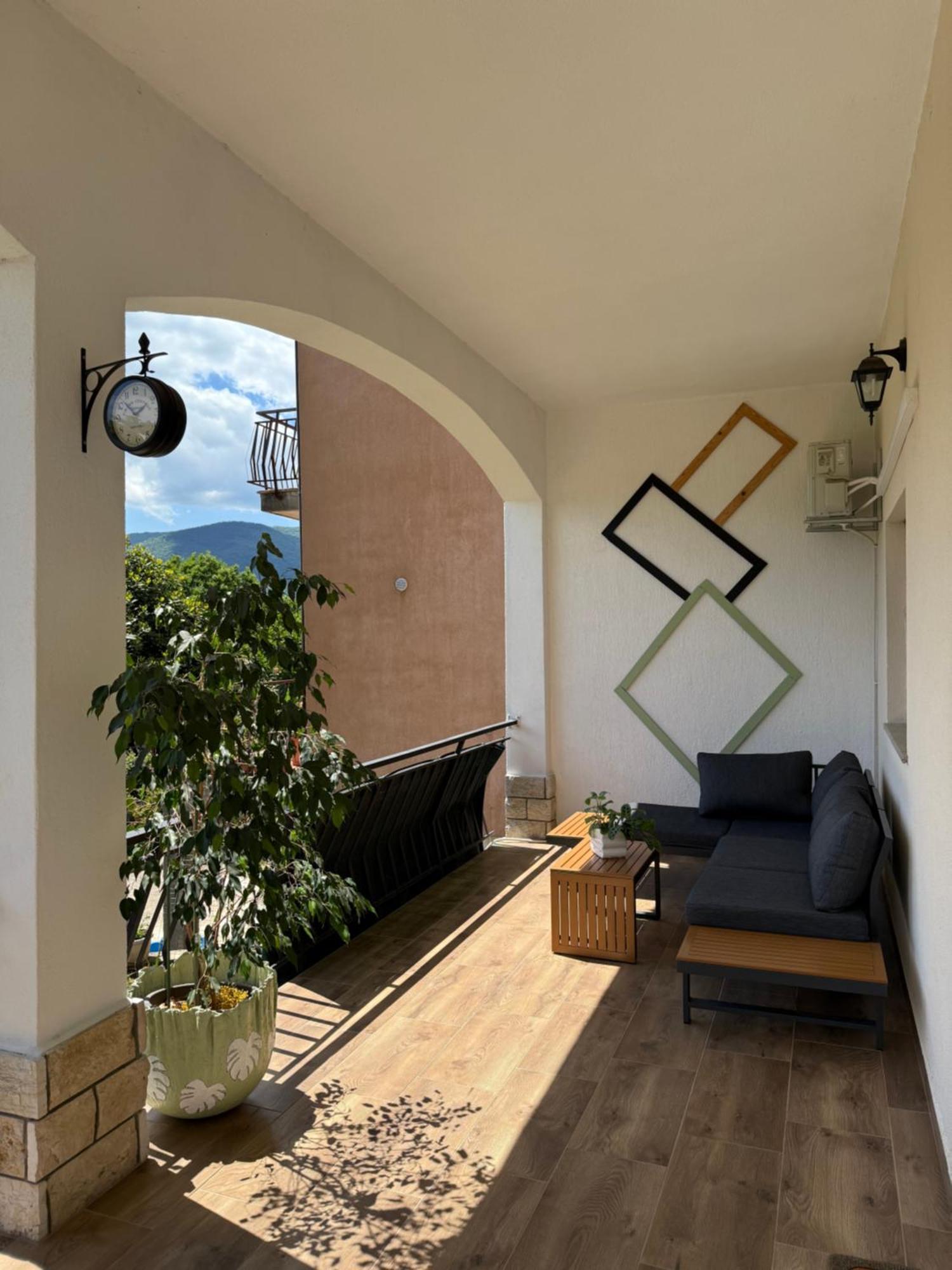 Apartman Noa Jusici Luaran gambar